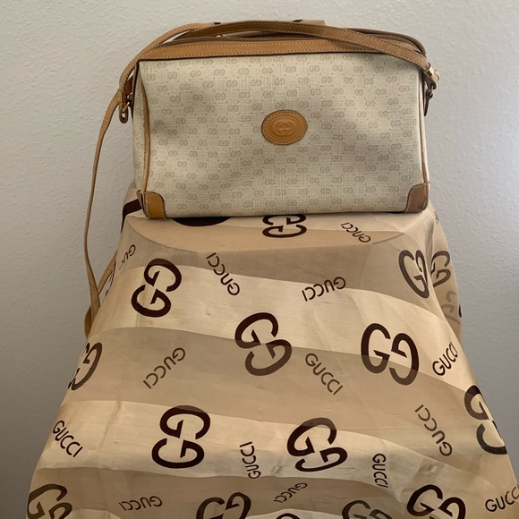 Gucci vintage crossbody bag - Picture 2 of 13